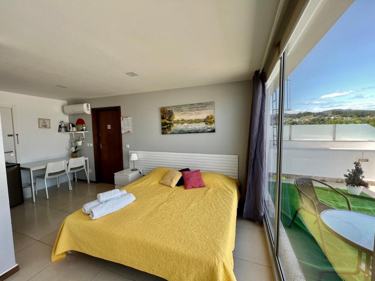 Quarto Privado E Entrada Independente Com Aquecimento E Terraco - Vila Verde Centro Braga Kültér fotó